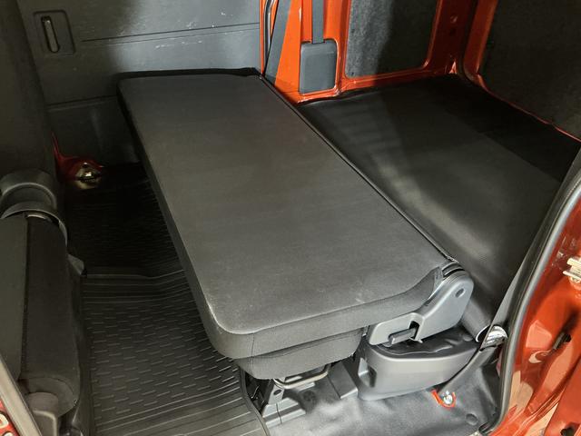 ハイゼットカーゴＤＸ　ワンオーナー　５速ＭＴ車　４ＷＤ　ラジオデッキ　ＥＴＣワンオーナー　５速ＭＴ車　４ＷＤ　ラジオデッキ　ＥＴＣ　コーナーセンサー　ハンガーバー　ネットラック　オートマチックハイビーム　オートライト　キーレスエントリー　スペアキー有り　アイドリングストップ（京都府）の中古車