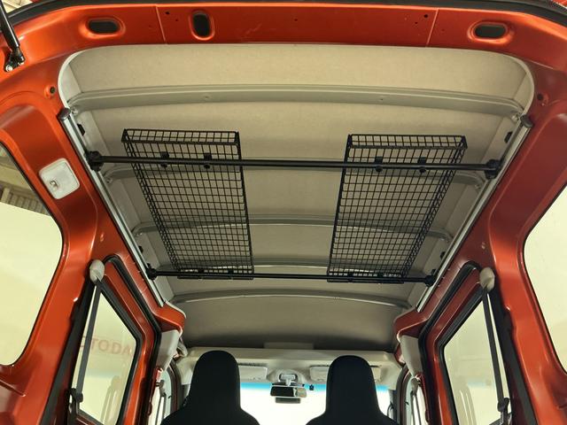 ハイゼットカーゴＤＸ　ワンオーナー　５速ＭＴ車　４ＷＤ　ラジオデッキ　ＥＴＣワンオーナー　５速ＭＴ車　４ＷＤ　ラジオデッキ　ＥＴＣ　コーナーセンサー　ハンガーバー　ネットラック　オートマチックハイビーム　オートライト　キーレスエントリー　スペアキー有り　アイドリングストップ（京都府）の中古車