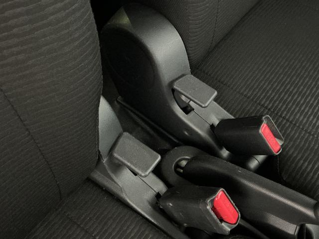 ハイゼットカーゴＤＸ　ワンオーナー　５速ＭＴ車　４ＷＤ　ラジオデッキ　ＥＴＣワンオーナー　５速ＭＴ車　４ＷＤ　ラジオデッキ　ＥＴＣ　コーナーセンサー　ハンガーバー　ネットラック　オートマチックハイビーム　オートライト　キーレスエントリー　スペアキー有り　アイドリングストップ（京都府）の中古車