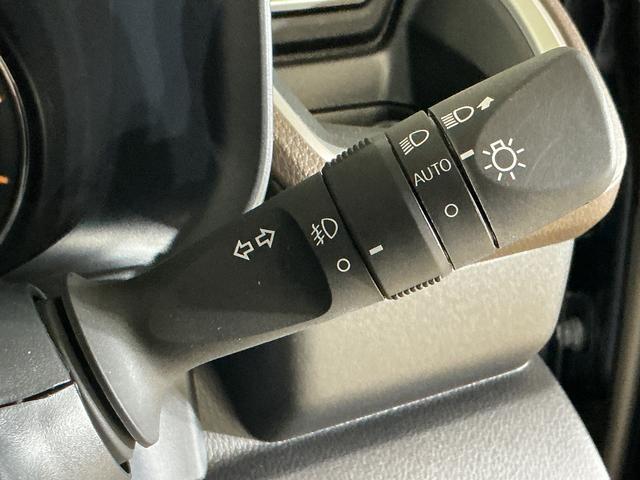 ムーヴG バックカメラ 片側電動スライドドア 前後コーナーセンサーバックカメラ 片側電動スライドドア 前後コーナーセンサー 電子パーキング オートマチックハイビーム オートブレーキホールド USBチャージャー オートライト スマートキー 14インチ純正アルミホイール(京都府)の中古車