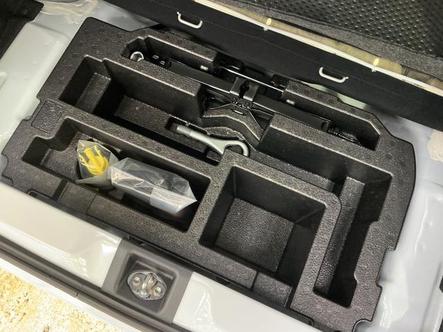 ミライースX SAIII バックカメラ 前後コーナーセンサー キーレスバックカメラ 前後コーナーセンサー オートマチックハイビーム LEDヘッドライト オートライト キーレスエントリー アイドリングストップ 盗難防止装置 スマートアシスト 横滑り防止装置 スペアキー有り(京都府)の中古車