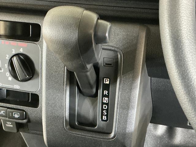 ハイゼットカーゴＤＸ　４ＷＤ　ラジオデッキ　リアコーナーセンサー　キーレス４ＷＤ　ラジオデッキ　リアコーナーセンサー　オートマチックハイビーム　オートライト　キーレスエントリー　スペアキー有り　横滑り防止装置　アイドリングストップ　１２Ｖ電源ソケット　マニュアルエアコン（京都府）の中古車