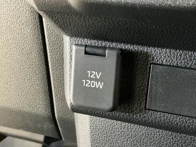 ハイゼットカーゴＤＸ　４ＷＤ　ラジオデッキ　リアコーナーセンサー　キーレス４ＷＤ　ラジオデッキ　リアコーナーセンサー　オートマチックハイビーム　オートライト　キーレスエントリー　スペアキー有り　横滑り防止装置　アイドリングストップ　１２Ｖ電源ソケット　マニュアルエアコン（京都府）の中古車