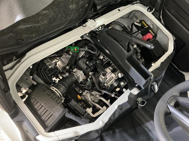 ハイゼットカーゴＤＸ　４ＷＤ　ラジオデッキ　リアコーナーセンサー　キーレス４ＷＤ　ラジオデッキ　リアコーナーセンサー　オートマチックハイビーム　オートライト　キーレスエントリー　スペアキー有り　横滑り防止装置　アイドリングストップ　１２Ｖ電源ソケット　マニュアルエアコン（京都府）の中古車