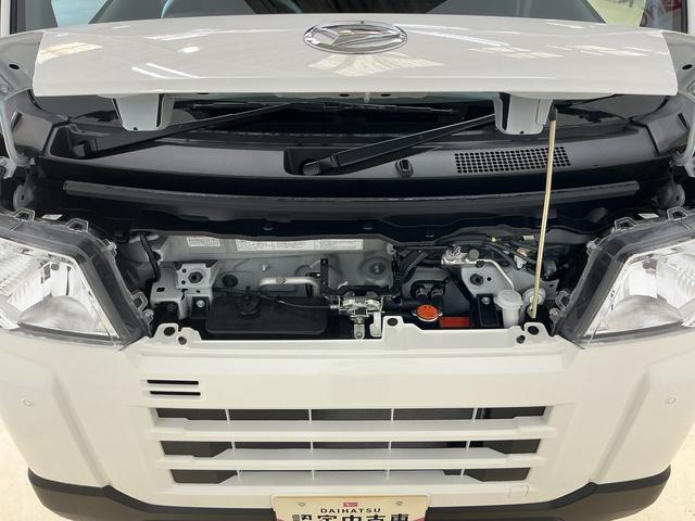 ハイゼットカーゴＤＸ　４ＷＤ　ラジオデッキ　リアコーナーセンサー　キーレス４ＷＤ　ラジオデッキ　リアコーナーセンサー　オートマチックハイビーム　オートライト　キーレスエントリー　スペアキー有り　横滑り防止装置　アイドリングストップ　１２Ｖ電源ソケット　マニュアルエアコン（京都府）の中古車