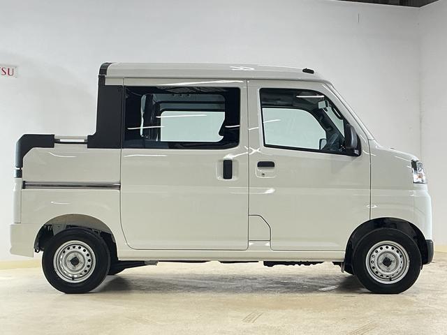 ハイゼットカーゴデッキバンL 4WD ラジオデッキ リアコーナーセンサー4WD ラジオデッキ リアコーナーセンサー オートマチックハイビーム オートライト アイドリングストップ 横滑り防止装置 スマートアシスト スペアキー有り マニュアルエアコン ヘッドライトレベライザー(京都府)の中古車
