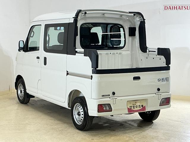ハイゼットカーゴデッキバンL 4WD ラジオデッキ リアコーナーセンサー4WD ラジオデッキ リアコーナーセンサー オートマチックハイビーム オートライト アイドリングストップ 横滑り防止装置 スマートアシスト スペアキー有り マニュアルエアコン ヘッドライトレベライザー(京都府)の中古車