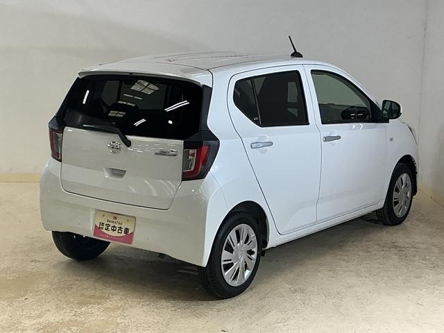 ミライースX SAIII 届出済み未使用車 ナビ 前後コーナーセンサー届出済み未使用車 ナビ 前後コーナーセンサー オートマチックハイビーム Bluetooth USB接続 DVD再生 フルセグTV LEDヘッドライト オートライト キーレスエントリー スペアキー(京都府)の中古車