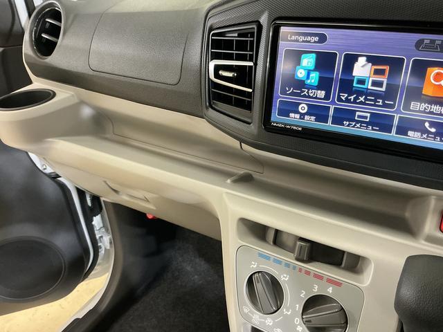ミライースX SAIII 届出済み未使用車 ナビ 前後コーナーセンサー届出済み未使用車 ナビ 前後コーナーセンサー オートマチックハイビーム Bluetooth USB接続 DVD再生 フルセグTV LEDヘッドライト オートライト キーレスエントリー スペアキー(京都府)の中古車