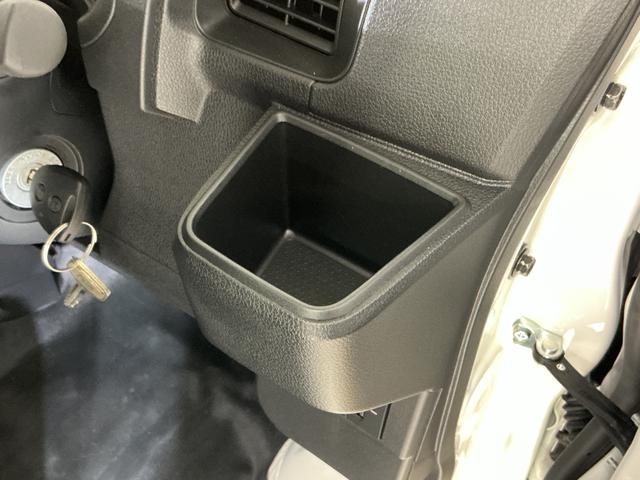ハイゼットカーゴＤＸ　４ＷＤ　ラジオデッキ　コーナーセンサー　キーレス４ＷＤ　ラジオデッキ　コーナーセンサー　オートマチックハイビーム　オートライト　キーレスエントリー　アイドリングストップ　横滑り防止装置　マニュアルエアコン　１２Ｖ電源ソケット　スペアキー有り（京都府）の中古車