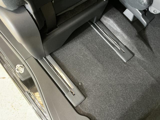 タントカスタムXリミテッド 届出済未使用車 ナビ バックカメラ届出済未使用車 ナビ バックカメラ ETC フルセグチューナー ブルートゥース対応 両側リヤパワースライドドア プッシュボタンエンジンスタート スマートアシスト LEDヘッドライト オートエアコン(京都府)の中古車