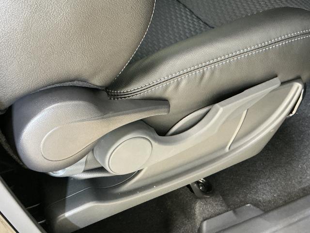 タントカスタムXリミテッド 届出済未使用車 ナビ バックカメラ届出済未使用車 ナビ バックカメラ ETC フルセグチューナー ブルートゥース対応 両側リヤパワースライドドア プッシュボタンエンジンスタート スマートアシスト LEDヘッドライト オートエアコン(京都府)の中古車