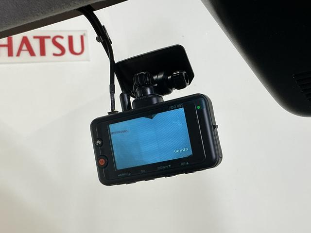 ムーヴキャンバスXメイクアップリミテッド SAIII ワンオーナー ナビ1オーナー ナビ パノラマモニター 前後ドライブレコーダー ETC 両側電動スライドドア オートマチックハイビーム Bluetooth DVD再生 フルセグTV オートライト スマアシ オートエアコン(京都府)の中古車