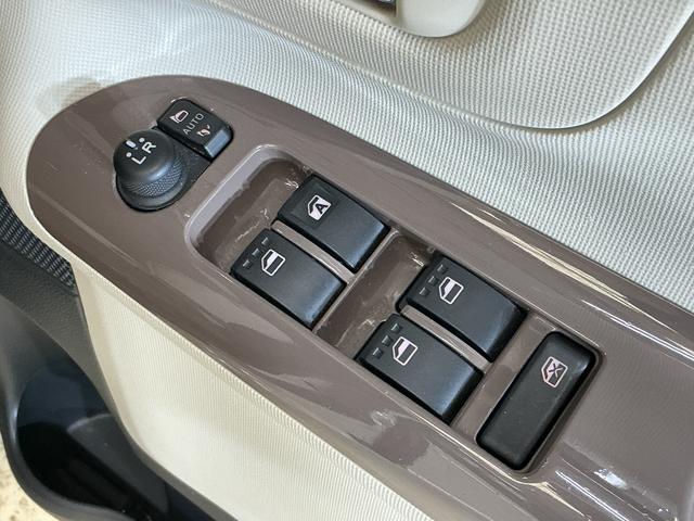 ムーヴキャンバスXホワイトアクセントリミテッド SAIII ワンオーナーワンオーナー ナビ パノラマモニター ドライブレコーダー ETC 両側電動スライドドア オートマチックハイビーム Bluetooth DVD フルセグTV スマートキー スマアシ MOMOステアリング(京都府)の中古車