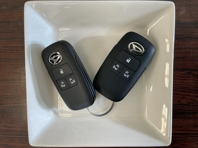 タントカスタムXリミテッド 届出済み未使用車 ナビ バックカメラ届出済み未使用車 ナビ バックカメラ ETC 両側電動スライドドア 前後コーナーセンサー シートヒーター アダプティブクルーズコントロール 電子パーキング オートマチックハイビーム USB接続(京都府)の中古車
