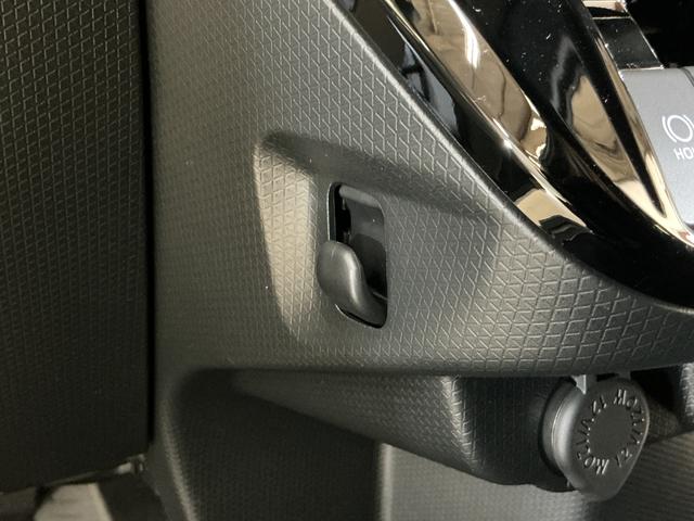 タントカスタムXリミテッド 届出済み未使用車 ナビ バックカメラ届出済み未使用車 ナビ バックカメラ ETC 両側電動スライドドア 前後コーナーセンサー シートヒーター アダプティブクルーズコントロール 電子パーキング オートマチックハイビーム USB接続(京都府)の中古車