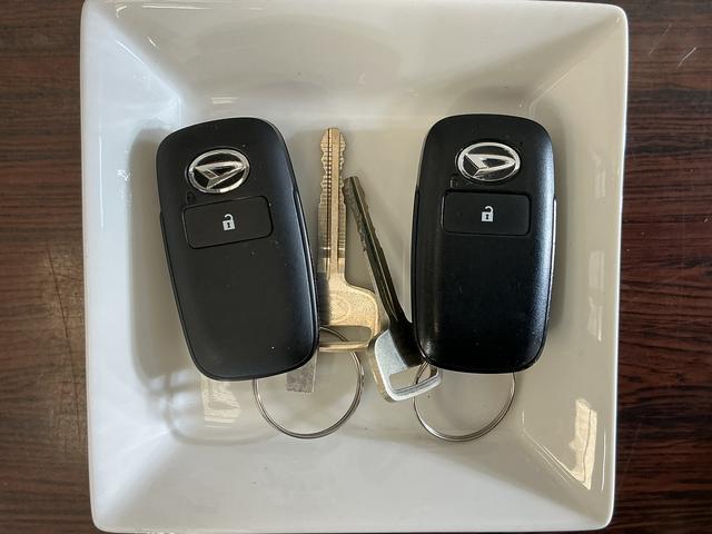 ハイゼットトラックジャンボエクストラ　ワンオーナー　４ＷＤ　ナビ　バックカメラワンオーナー　４ＷＤ　ナビ　バックカメラ　ドライブレコーダー　ＥＴＣ　前後コーナーセンサー　３方開　荷台作業灯　デジタルインナーミラー　オートマチックハイビーム　Ｂｌｕｅｔｏｏｔｈ　ＤＶＤ再生（京都府）の中古車