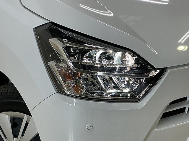 ミライースＸ　ＳＡIII　届出済み未使用車　ナビ　バックカメラ届出済み未使用車　ナビ　バックカメラ　前後コーナーセンサー　オートマチックハイビーム　Ｂｌｕｅｔｏｏｔｈ　ＵＳＢ接続　ＤＶＤ再生　フルセグＴＶ　ＬＥＤヘッドライト　オートライト　キーレス　スマアシ（京都府）の中古車