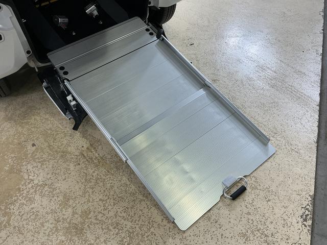 タントスローパーX 福祉車両 電動ウインチ 車イス1名 2WDスマートアシスト プッシュボタンエンジンスタート 両側リヤパワースライドドア LEDヘッドライト オートライト オートエアコン ホイールキャップ シートヒーター コーナーセンサー アイドリングストップ(京都府)の中古車