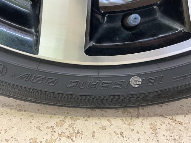 フィットハイブリッドＲＳ　ファインスタイル　ワンオーナー　ナビ　バックカメラワンオーナー　ナビ　バックカメラ　ＥＴＣ　パドルシフト　オートクルーズコントロール　ウインドシールドデアイサー　ＵＳＢ接続　ＤＶＤ再生　ワンセグＴＶ　オートライト　ＬＥＤヘッドライト　スマートキー（京都府）の中古車