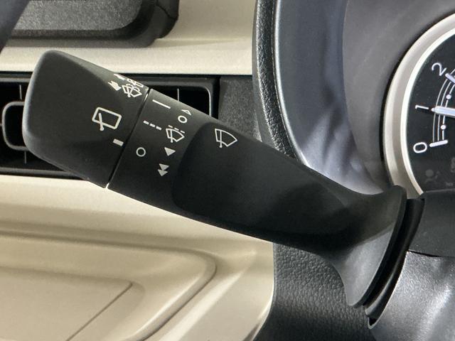 ムーヴキャンバスストライプスG バックカメラ 両側電動スライドドア USBバックカメラ 両側電動スライドドア シートヒーター 前後コーナーセンサー ホットカップホルダー 電子パーキング オートマチックハイビーム オートブレーキホールド USBチャージャー スマートキー(京都府)の中古車