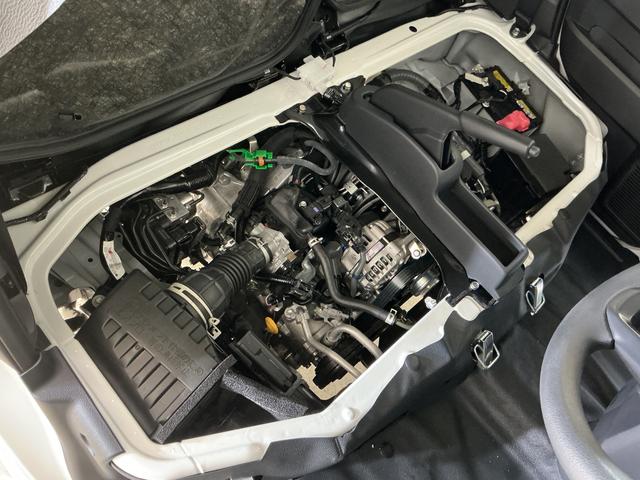 ハイゼットカーゴDX ラジオデッキ 前後コーナーセンサー キーレスエントリーラジオデッキ 前後コーナーセンサー オートマチックハイビーム キーレスエントリー スペアキー有り オートライト アイドリングストップ 横滑り防止装置 マニュアルエアコン 12V電源ソケット スマアシ(京都府)の中古車