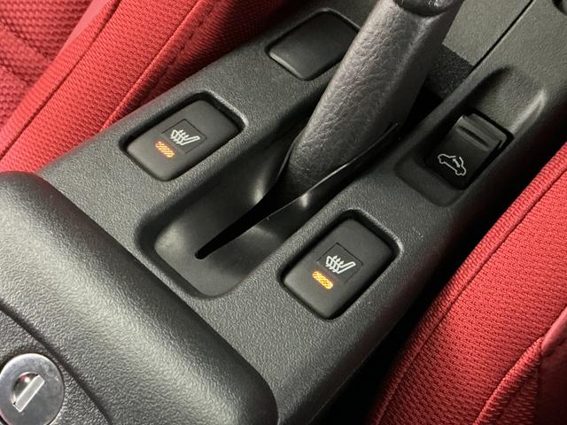 コペンセロ　ワンオーナー　ターボ　ナビ　ＥＴＣ　シートヒーターワンオーナー　ターボ　ナビ　ＥＴＣ　シートヒーター　Ｂｌｕｅｔｏｏｔｈ　フルセグＴＶ　ＤＶＤ再生　１６インチ純正アルミホイール　ＬＥＤヘッドライト　オートエアコン　スマートキー　横滑り防止装置（京都府）の中古車