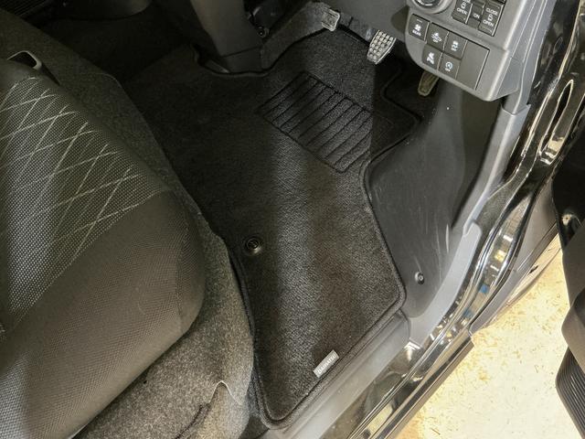 アトレーＲＳ　４ＷＤ　ターボ　両側電動スライドドア　コーナーセンサー切替式４ＷＤ　ターボ　両側電動スライドドア　アダプティブクルーズコントロール　前後コーナーセンサー　オートマチックハイビーム　ＬＥＤヘッドライト　スマートキー　横滑り防止装置　アイドリングストップ（京都府）の中古車