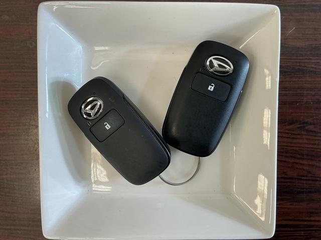 タフトＸ　バックカメラ　４ＷＤ　スマートアシスト　バックカメラ４ＷＤ　バックカメラ　プッシュボタンエンジンスタート　ＬＥＤヘッドライト　コーナーセンサー　スマートアシスト　オートエアコン　オートライト　スチールホイール　サンルーフ　アイドリングストップ　ＡＢＳ（京都府）の中古車