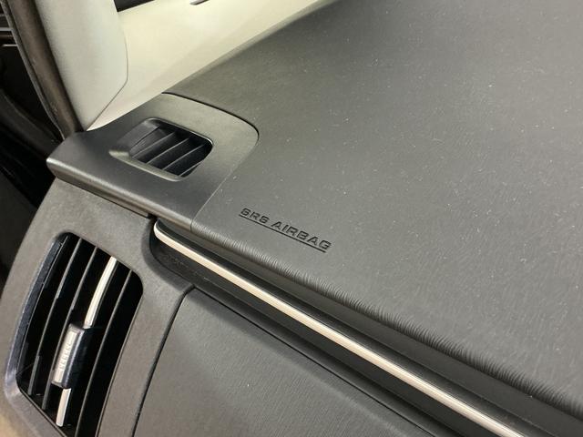 プリウスＳ　ワンオーナー　ＣＤオーディオ　前後ドラレコ　ＥＴＣワンオーナー　ＣＤオーディオ　前後ドライブレコーダー　ＥＴＣ　オートライト　ＨＩＤヘッドライト　スマートキー　プッシュスタート　ドアバイザー　ウインカーミラー　フォグライト　スペアキー　オートエアコン（京都府）の中古車