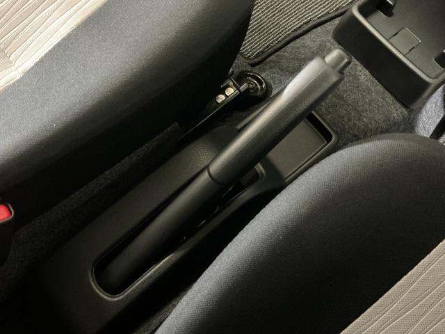 ミライースＸ　ＳＡIII　キーレスリモコン　ＬＥＤヘッドライト　ＡＢＳキーレスリモコン　ＬＥＤヘッドライト　スマートアシストＩＩＩ　コーナーセンサー　オートライト　オートハイビーム　マニュアルエアコン　電動格納式ドアミラー　カーペットマット　アイドリングストップ　ＡＢＳ（京都府）の中古車