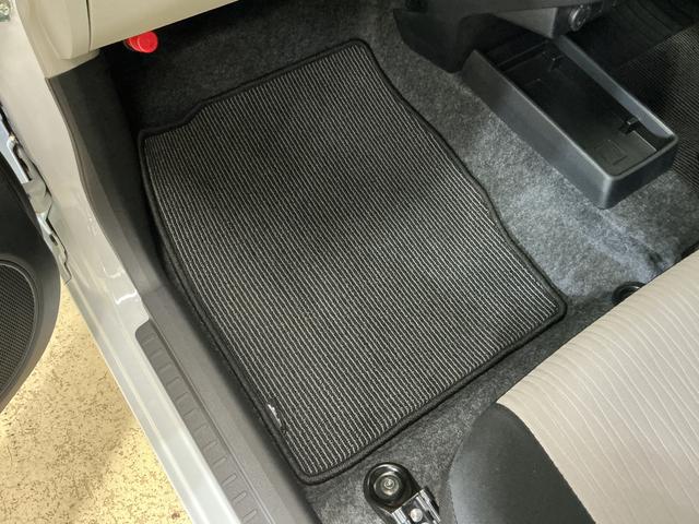 ミライースＸ　ＳＡIII　コーナーセンサー　オートマチックハイビーム前後コーナーセンサー　オートマチックハイビーム　キーレスエントリー　ＬＥＤヘッドライト　オートライト　アイドリングストップ　横滑り防止装置　スマアシ　ヘッドライトレベライザー　マニュアルエアコン（京都府）の中古車