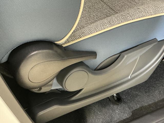 ムーヴキャンバスストライプスＧ　届出済み未使用車　パノラマモニター　スマアシ届出済み未使用車　パノラマモニター　両側電動スライドドア　ホットカップホルダー　シートヒーター　前後コーナーセンサー　電子パーキング　オートマチックハイビーム　ＵＳＢチャージャー　スマートキー（京都府）の中古車