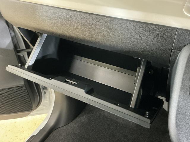 ムーヴキャンバスストライプスＧ　届出済み未使用車　パノラマモニター　スマアシ届出済み未使用車　パノラマモニター　両側電動スライドドア　ホットカップホルダー　シートヒーター　前後コーナーセンサー　電子パーキング　オートマチックハイビーム　ＵＳＢチャージャー　スマートキー（京都府）の中古車