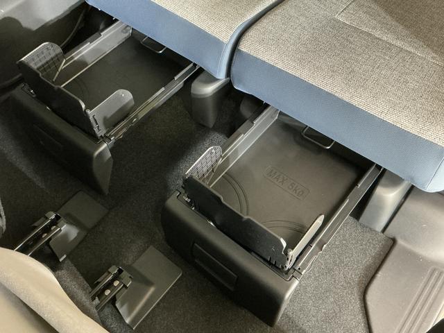 ムーヴキャンバスストライプスＧ　９インチディスプレイオーディオ　バックカメラ９インチディスプレイオーディオ　バックカメラ　両側電動スライドドア　ワイヤレス充電　ホットカップホルダー　シートヒーター　前後コーナーセンサー　オートマチックハイビーム　オートブレーキホールド（京都府）の中古車