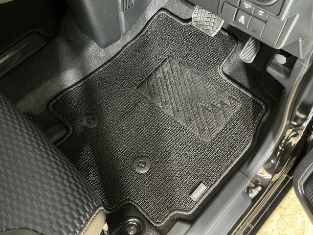 タントカスタムＲＳ　ターボ　バックカメラ　両側電動スライドドアターボ　バックカメラ　両側電動スライドドア　シートヒーター　前後コーナーセンサー　電子パーキング　オートマチックハイビーム　オートブレーキホールド　１５インチ純正アルミホイール　ＵＳＢチャージャー（京都府）の中古車