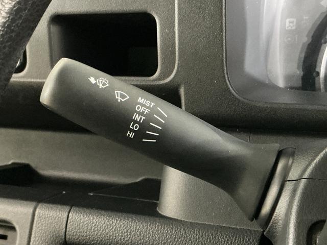 ハイゼットトラックジャンボＳＡIIIｔ　ワンオーナー　５速ＭＴ車　４ＷＤワンオーナー　５速ＭＴ車　４ＷＤ　ＣＤオーディオ　３方開　荷台作業灯　荷台マット　キーレスエントリー　スペアキー有り　ＬＥＤヘッドライト　フォグライト　ドアバイザー　スマートアシスト　横滑り防止装置（京都府）の中古車