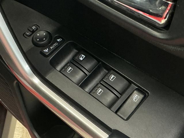 ロッキープレミアムＧ　ＨＥＶ　ワンオーナー　ナビ　パノラマモニターワンオーナー　ナビ　パノラマモニター　ドライブレコーダー　ＥＴＣ　アダプティブクルーズコントロール　シートヒーター　前後コーナーセンサー　電子パーキング　オートマチックハイビーム　Ｂｌｕｅｔｏｏｔｈ（京都府）の中古車