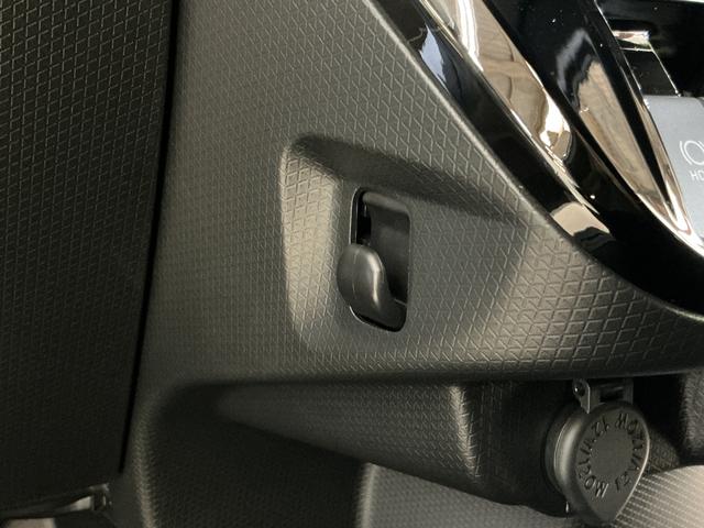 タントカスタムＲＳ　ターボ　バックカメラ　両側電動スライドドアターボ　バックカメラ　両側電動スライドドア　前後コーナーセンサー　シートヒーター　電子パーキング　オートマチックハイビーム　オートブレーキホールド　１５インチ純正アルミホイール　ＵＳＢチャージャー（京都府）の中古車