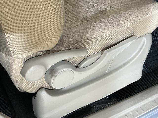 ムーヴX SA ワンオーナー CDオーディオ オートライトワンオーナー CDオーディオ 14インチ純正アルミホイール オートライト スマートキー ドアバイザー アイドリングストップ 横滑り防止装置 盗難防止装置 オートエアコン ヘッドライトレベライザー(京都府)の中古車