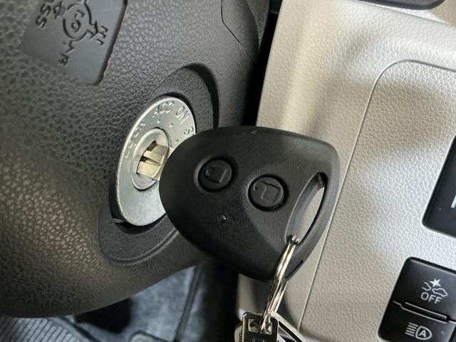 ミライースＸ　ＳＡIII　コーナーセンサー　オートマチックハイビーム前後コーナーセンサー　オートマチックハイビーム　ＬＥＤヘッドライト　キーレスエントリー　オートライト　アイドリングストップ　横滑り防止装置　スペアキー有り　スマートアシスト　マニュアルエアコン（京都府）の中古車