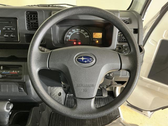 サンバートラックグランドキャブ 2WD CDオーディオ 3方開 荷台作業灯AT車 CDオーディオ 3方開 荷台作業灯 LEDヘッドライト フォグライト キーレスエントリー ドアバイザー マニュアルエアコン 12V電源ソケット ヘッドライトレベライザー スペアタイヤ有 2WD(京都府)の中古車