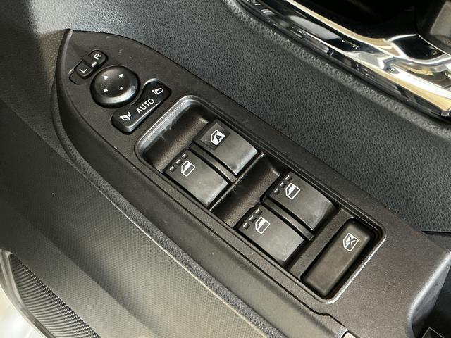 タントカスタムRS ターボ 両側リヤパワースライドドア 2WDターボ バックカメラ スマートアシスト 両側リヤパワースライドドア プッシュボタンエンジンスタート LEDヘッドライト シートヒーター オートエアコン オートライト コーナーセンサー アルミホイール(京都府)の中古車