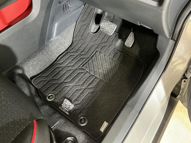ロッキーＸ　ＨＥＶ　パノラマモニター　前後コーナーセンサー　スマアシパノラマモニター　前後コーナーセンサー　オートマチックハイビーム　電子パーキング　オートマチックハイビーム　オートブレーキホールド　ＵＳＢチャージャー　スマートキー　プッシュスタート　スマアシ（京都府）の中古車