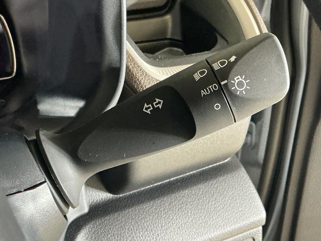 ムーヴＸ　片側電動スライドドア　前後コーナーセンサー　スマートキー片側電動スライドドア　前後コーナーセンサー　オートマチックハイビーム　ＬＥＤヘッドライト　オートライト　スマートキー　プッシュスタート　スマートアシスト　アイドリングストップ　横滑り防止装置（京都府）の中古車