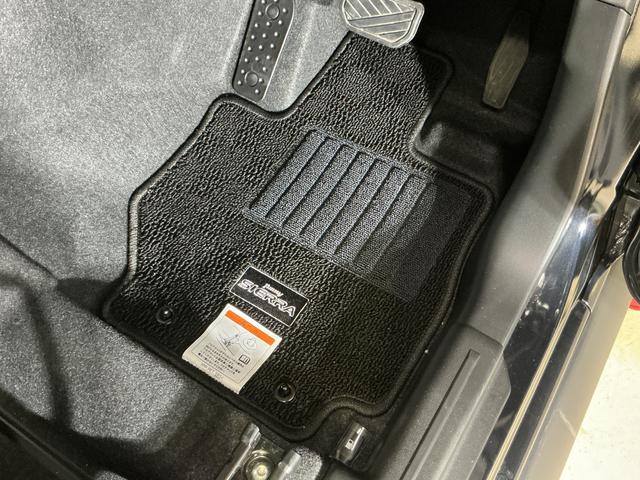 ジムニーシエラＪＣ　ワンオーナー　４ＷＤ　ナビ　バックカメラ　前後ドラレコワンオーナー　４ＷＤ　ナビ　バックカメラ　前後ドライブレコーダー　ＥＴＣ　シートヒーター　ヘッドライトウォッシャー　オートマチックハイビーム　Ｂｌｕｅｔｏｏｔｈ　ＵＳＢ接続　ヒルディセントコントロール（京都府）の中古車