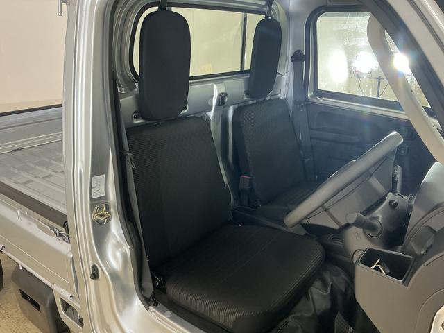 ハイゼットトラックＥＸＴ　ワンオーナー　４ＷＤ　ナビ　３方開　荷台作業灯ワンオーナー　４ＷＤ　ナビ　３方開　荷台作業灯　前後コーナーセンサー　オートマチックハイビーム　Ｂｌｕｅｔｏｏｔｈ　ＵＳＢ接続　ＬＥＤヘッドライト　スマートキー　フォグライト　アイドリングストップ（京都府）の中古車
