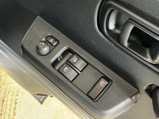 ハイゼットトラックＥＸＴ　ワンオーナー　４ＷＤ　ナビ　３方開　荷台作業灯ワンオーナー　４ＷＤ　ナビ　３方開　荷台作業灯　前後コーナーセンサー　オートマチックハイビーム　Ｂｌｕｅｔｏｏｔｈ　ＵＳＢ接続　ＬＥＤヘッドライト　スマートキー　フォグライト　アイドリングストップ（京都府）の中古車