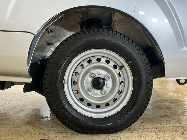 ハイゼットトラックＥＸＴ　ワンオーナー　４ＷＤ　ナビ　３方開　荷台作業灯ワンオーナー　４ＷＤ　ナビ　３方開　荷台作業灯　前後コーナーセンサー　オートマチックハイビーム　Ｂｌｕｅｔｏｏｔｈ　ＵＳＢ接続　ＬＥＤヘッドライト　スマートキー　フォグライト　アイドリングストップ（京都府）の中古車