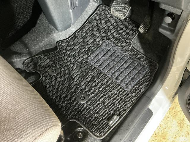 ムーヴX 4WD 片側電動スライドドア 前後コーナーセンサー4WD 片側電動スライドドア 前後コーナーセンサー オートマチックハイビーム LEDヘッドライト オートライト スマートキー プッシュスタート スマートアシスト アイドリングストップ 横滑り防止装置(京都府)の中古車